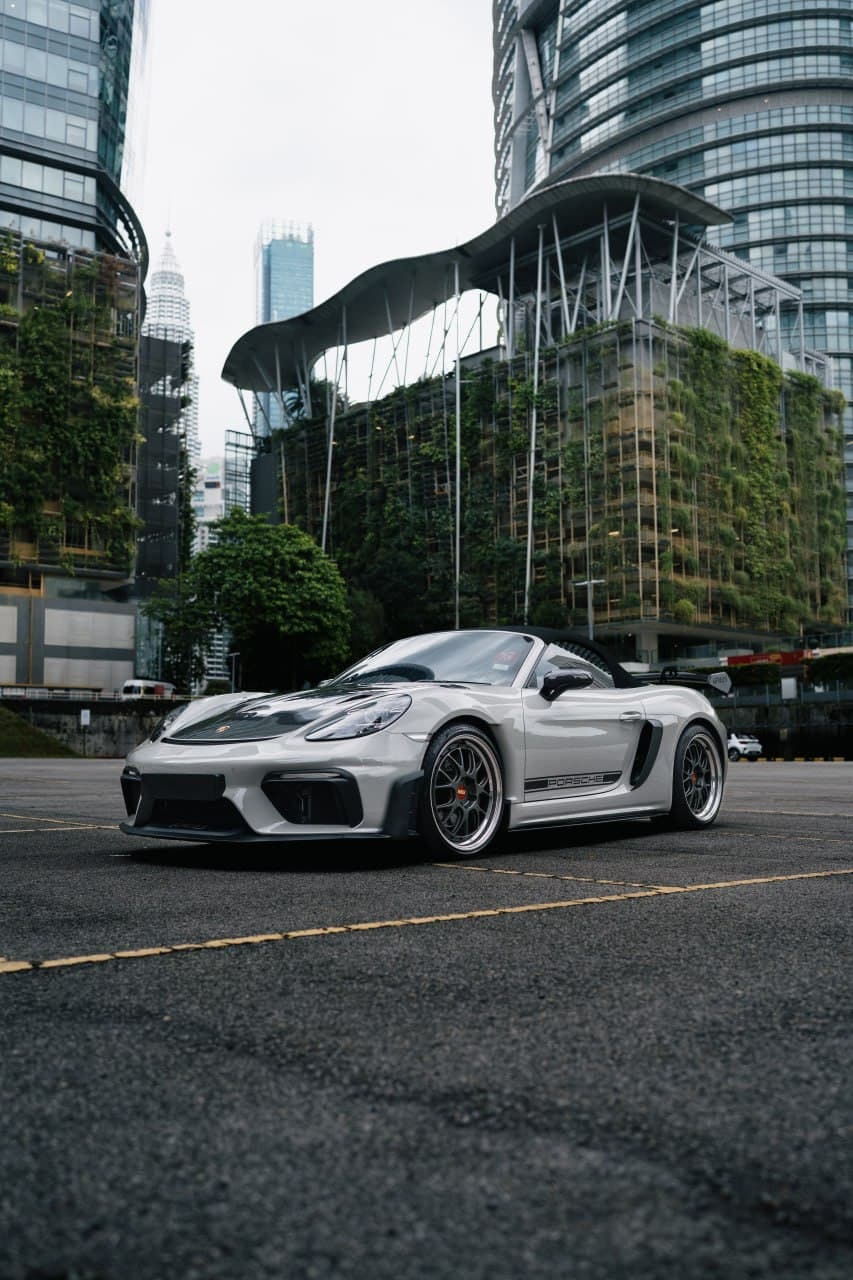 2022 Porsche 718 Spyder available for door-to-door car rental delivery in Kuala Lumpur